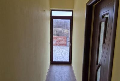 Casa de vanzare individuala cu garaj in Bucium - 15