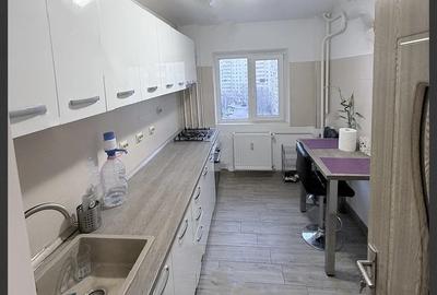 Apartament 2 Camere,VITAN, AUCHAN VITAN, Balcon,Mobilat Utilat et 6/10,AC. - 10