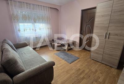 Apartament de inchiriat 2 camere renovat mobilat utilat Vasile Aaron - 1