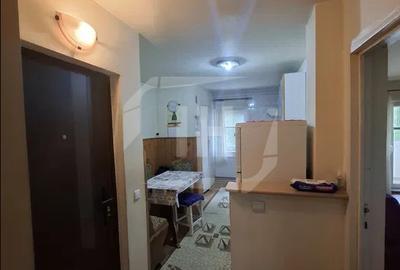 Apartament 2 camere, decomandat, etaj intermediar,  Marasti - 3