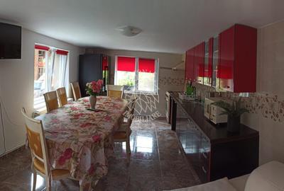 Apartament la casa 3 camere-curte-piscina-foisor-Zona Podul Jelnei - 4