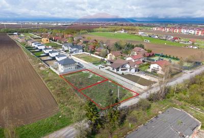 Oportunitate- Teren intravilan Sânpetru -529mp lângă asfalt, utilități - 1