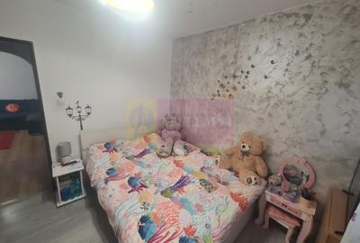 Apartament cu 3 camere de vanzare in Campina - Zona Cuza - 4