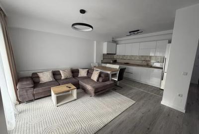 Apartament cu 3 camere semidecomandat în Europa