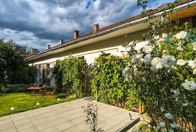 Apartament 2 camere în casă, renovat 2025,  parcare, grădină – ultracentral - 1