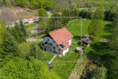 Casa de vacanta de vanza - oportunitate de investitie - zona turistica - 1
