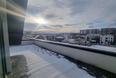 Penthouse de 3 camere zona Tractorul - 1