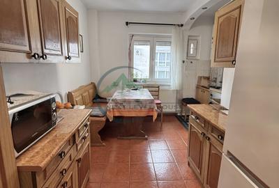 Apartament 3 camere, intrare Racadau - 4