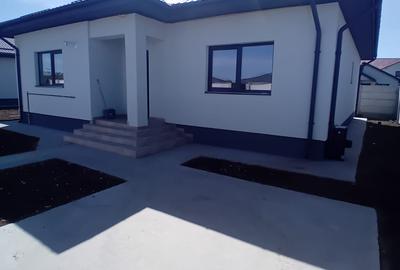 Casa 4 cam , 2 bai | Placa beton la pod | Teren 400mp ! 5 min Primarie - 2