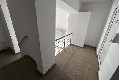 Titan 2 Camere Etaj 4 59 Mp Loc Parcare 17 Min Metrou Complex Rasarit De Soare - 17