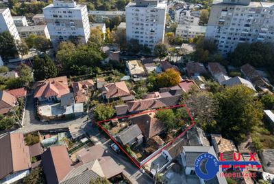 ID 6649 Teren cu casă - Zona CENTRALĂ - Strada Vlad Țepeș