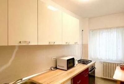 Garsoniera,Pantelimon,Magazinele Marius,bl.1992,et.4/10,DECOMANDATA,Amenajata - 1