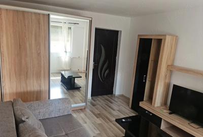 Apartament 2 Camere | Semidecomandat | Piata Victoriei - 1