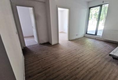 Apartament cu 2 camere semidecomandat în Colentina