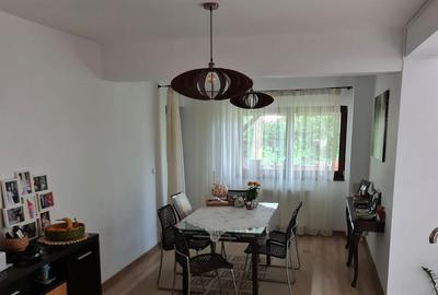 Casă individuală cu 5 camere în Pipera