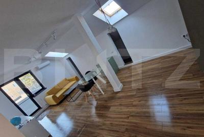 Vanzare 3 camere mansarda+terasa mare Brasov Florilor-Gemenii - 1