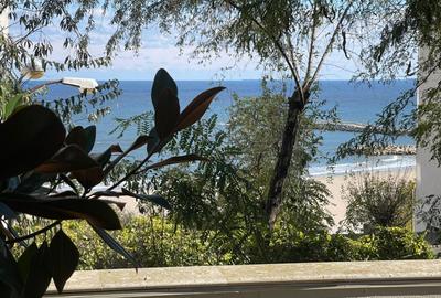 Faleza Nord - Universitate, Vila D+P+2 langa plaja, mobilata si utilata lux - 1