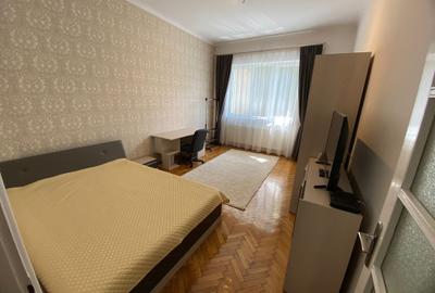 Apartament de închiriat, 1 cameră, 50 mp, zona Piața Muzeului - 1