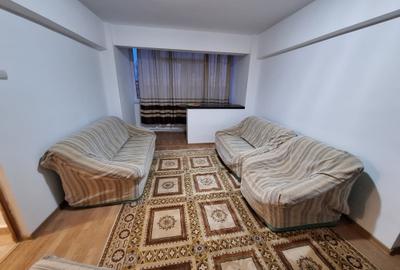 3 semidecomandate Ultracentral Etaj 4/4 56 mp mobilat/utilat 350Euro/luna - 2
