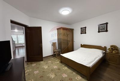 Casa / Vila cu 7 camere de vanzare in Ovidiu Sud Constanta - 10