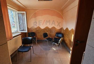 Apartament cu 2 camere de vânzare în Cuza Voda, sau spatiu comercial - 3