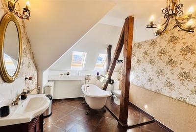 Apartament în casa 5camere - scara interioara - Magazin Star - 18