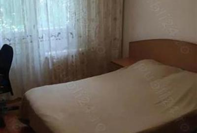 Apartament cu 4 camere decomandat în Pantelimon