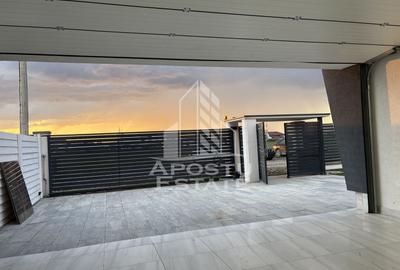 Vila de lux cu piscina incalzita de vanzare in Mosnita Noua | 4 camere - 42