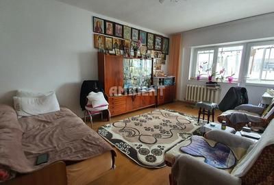 Apartament 3 camere, etaj 7, decomandat, zona TRAIAN - BCR; - 7