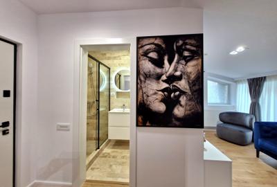 SINAIA-CENTRAL, DE VANZARE APARTAMENT CU 2 CAMERE SI 2 BAI !!! - 1