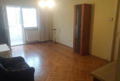 Apartament 4 camere etajul 1 Tractorul - 1