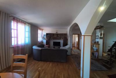 Apartament 3 camere | 120 MP | Ultracentral | Terasă + Pod | 85.000 € - 2