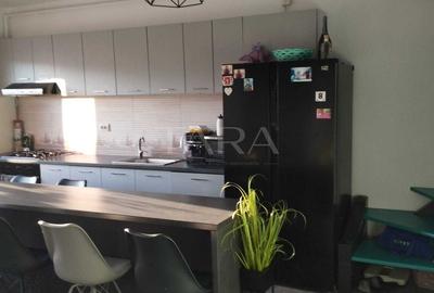 Vanzare apartament pe 2 nivele, orientare Sudica. - 2