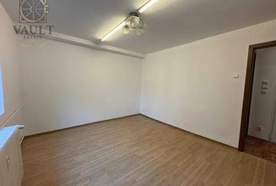Apartament cu 2 camere decomandat în Sebastian