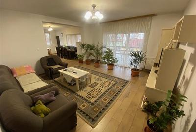 Casa cu 4 camere+spatiu comercial de vanzare in Unirii - 4