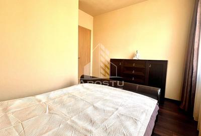 Apartament cu 2 camere, open space, zona Aradului - 8