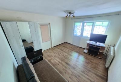 2Cam-Statia de Salvare-2min Spitalul Judetean-38Mp-Acoperis-45000Euro-Negociabil - 2