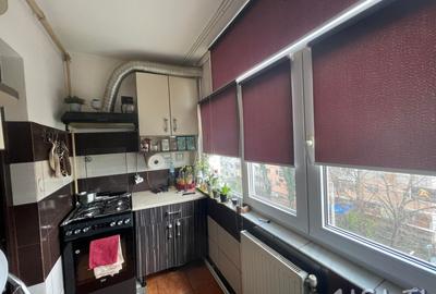 Apartament 3 Camere, Etaj 4, Strada 23 August - 15