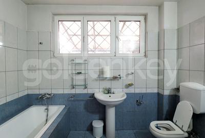 Vila impozanta D+P+1 | 10 camere, 6 bai | 500mpc - 8