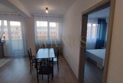 Apartament cu 3 camere semidecomandat, mobilat în Florești