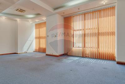 Închiriere birou în clădire de birouri, Brașov, lângă Prefectura - 1