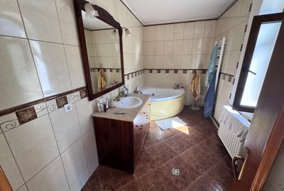 Casa individuala P+1+M amplasata pe un teren de 1612 mp. - 14