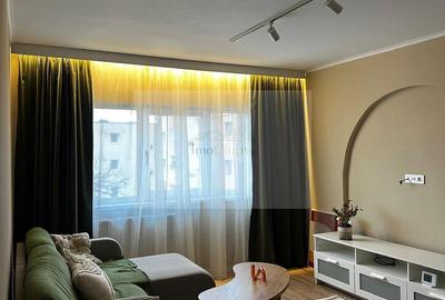 Apartament cu 4 camere decomandat, mobilat în Zorilor