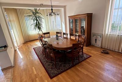 Oportunitate de investiție! Casă de vanzare, cu 8 camere, 382 mp, zona Gruia - 2