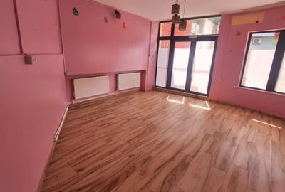 Tomis Nord - spatiu comercial 113 mp., zona intens traficata pietonal - 4