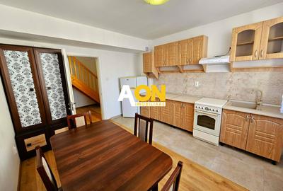 Penthouse pe două niveluri, panouri solare, terasă de 50 mp, boxă - 6
