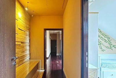 PENTHOUSE EXCLUSIVIST - 23