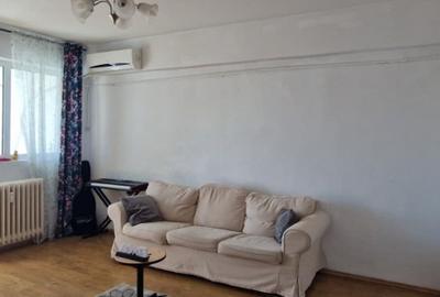 Apartament cu 4 camere decomandat, mobilat în Pantelimon