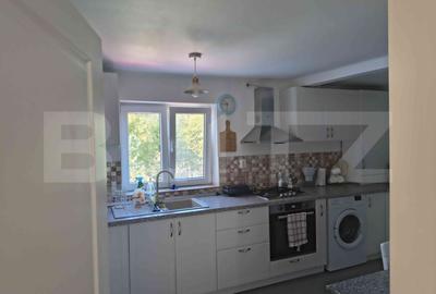Apartament tip vilă, renovat complet, cu terasă și parcare – Baciu Regal - 9