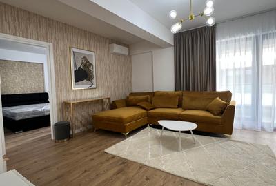 Apartament cu 3 camere semidecomandat în Pipera